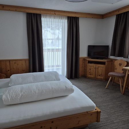 Viktors Apartments St. Anton am Arlberg Exterior foto